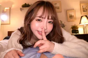 Cô bạn thân rủ đến chơi với 2 đứa bạn thì tự dưng 2 đứa nó làm tình nhau